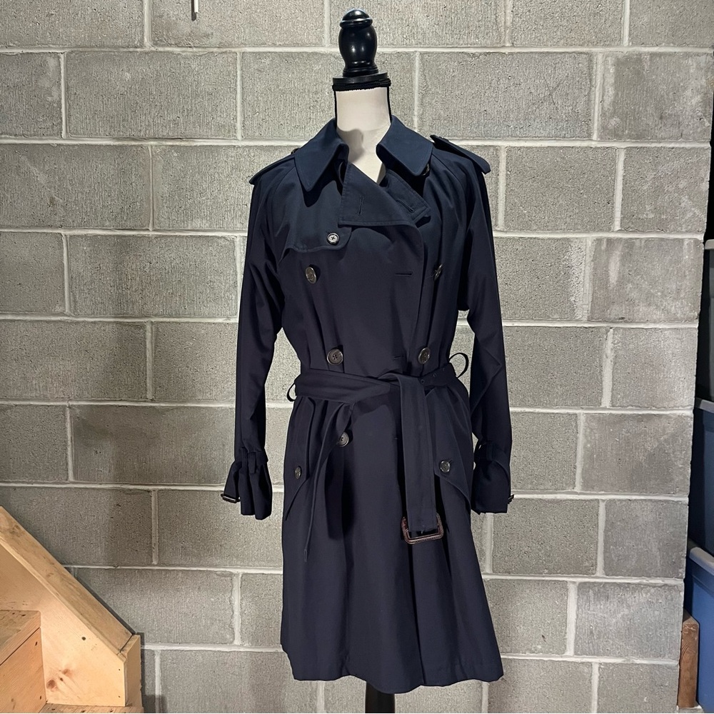 Lauren Ralph Lauren trench coat. - Picture 2 of 14